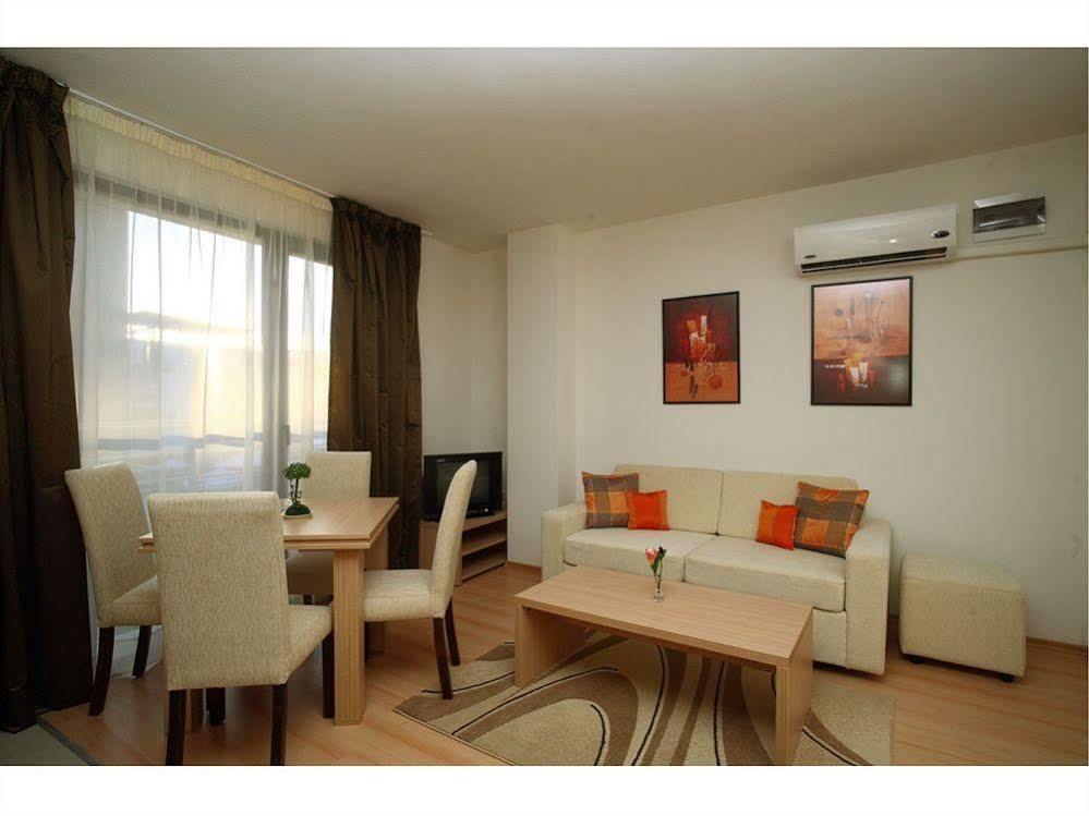 New Line Village Apartments Σάνι Μπιτς Εξωτερικό φωτογραφία