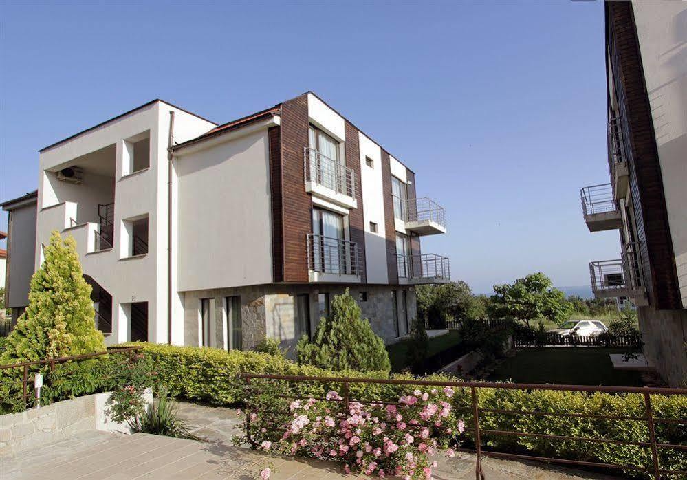 New Line Village Apartments Σάνι Μπιτς Εξωτερικό φωτογραφία