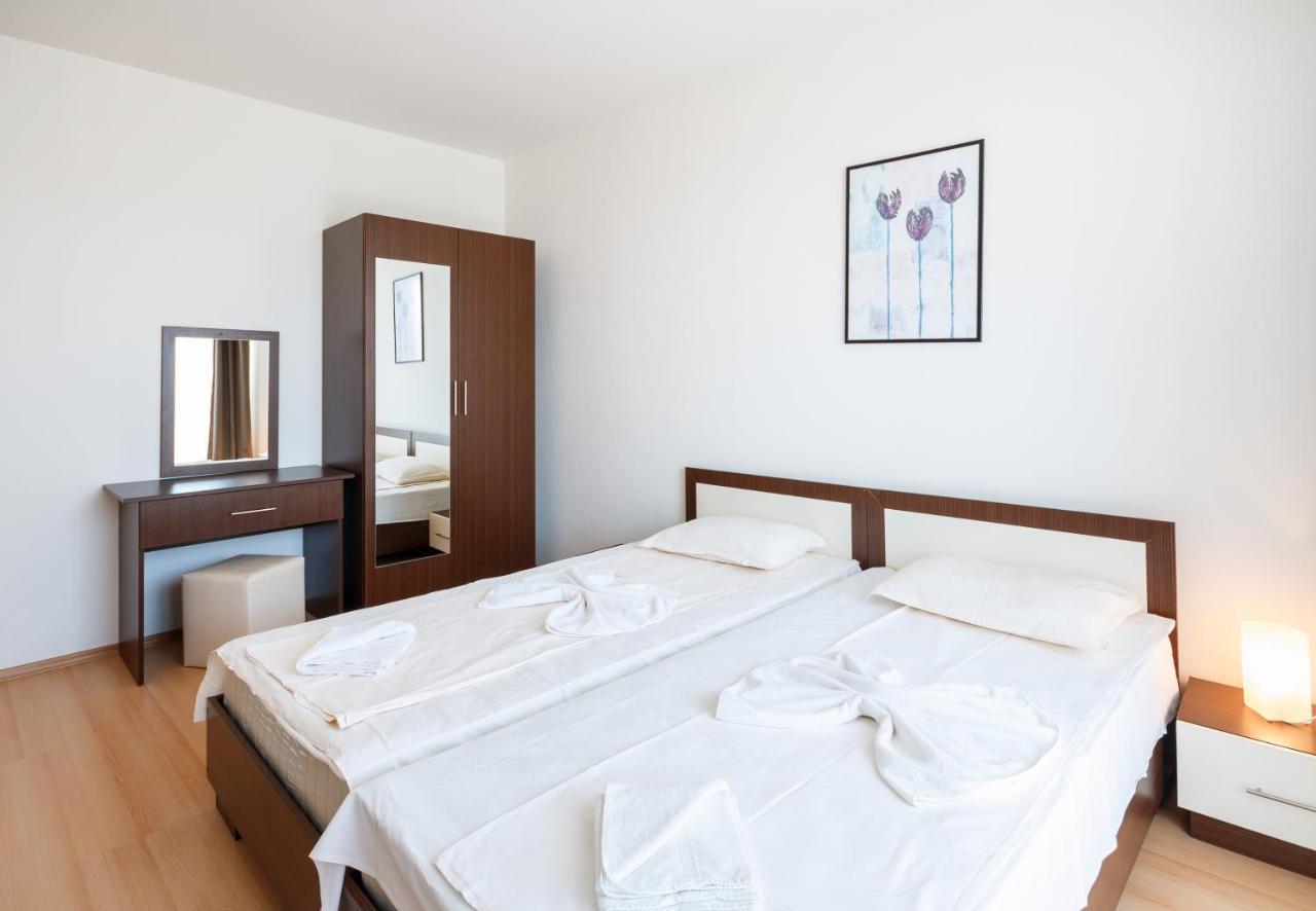 New Line Village Apartments Σάνι Μπιτς Εξωτερικό φωτογραφία