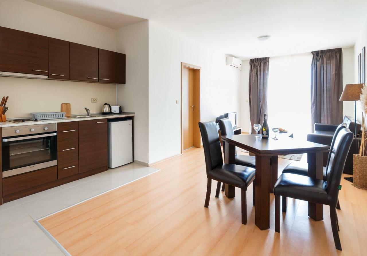New Line Village Apartments Σάνι Μπιτς Εξωτερικό φωτογραφία
